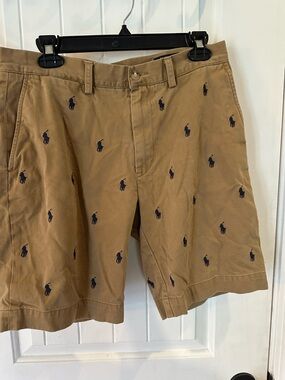 Polo by Ralph Lauren Men’s Embroidered Polo  Chino Shorts - Khaki/Navy